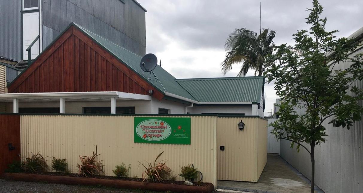 Coromandel Central Cottage Luxury W Spa Extérieur photo